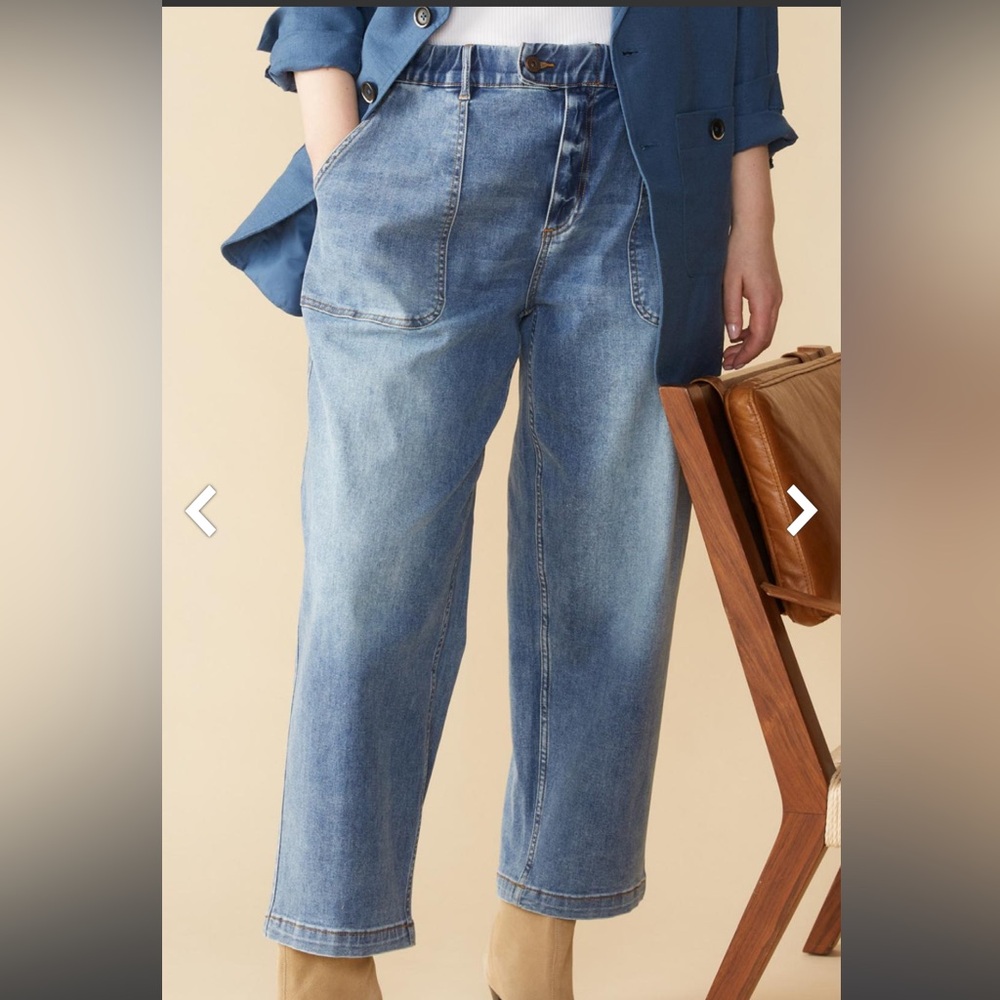 Luxe soft washed barrel leg cropped denim jeans -EUC